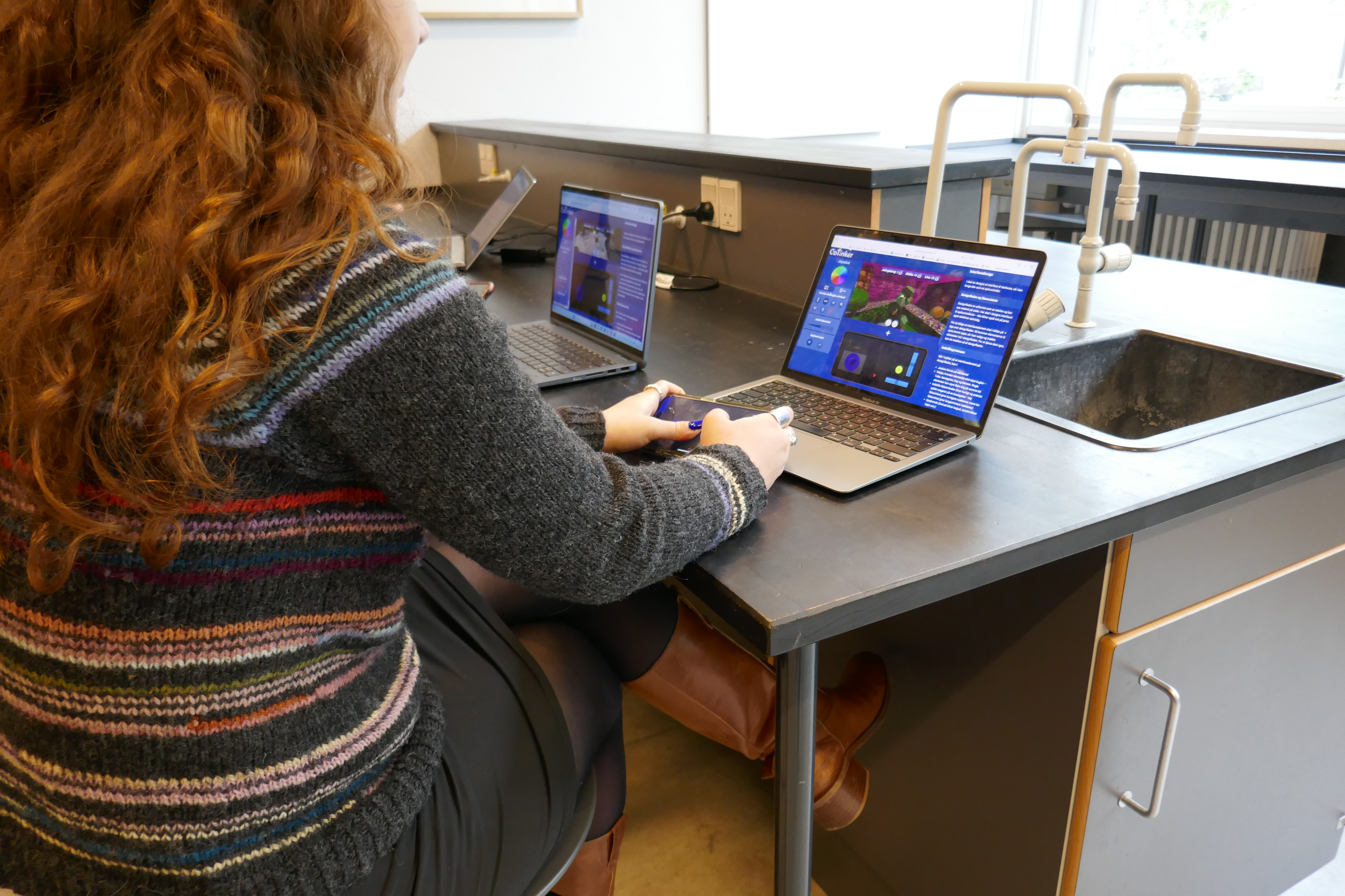 How do you control a video game?